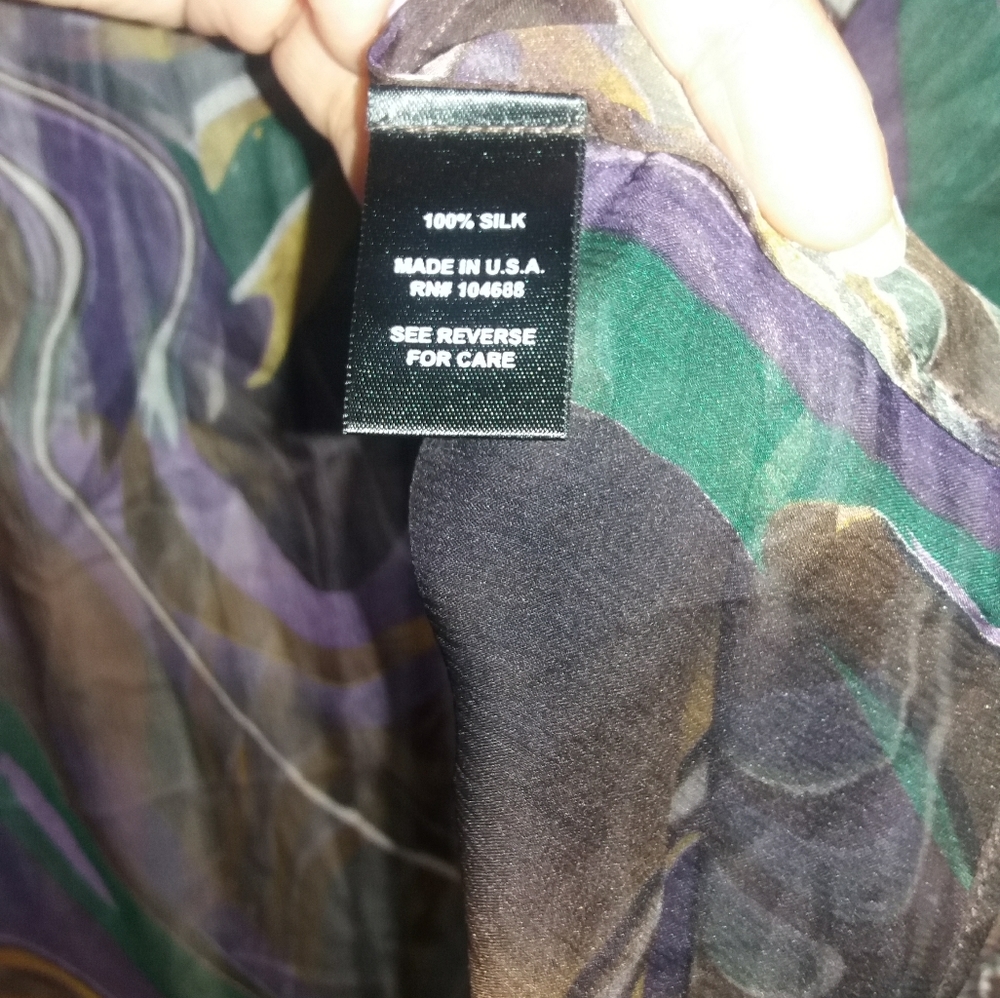 Pretty blouse - Picture 3 of 3